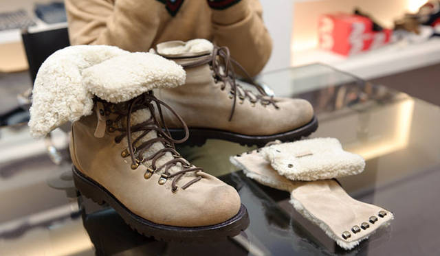 <strong>ESTNATION｜エストネーション</strong>　BUTTERO別注ムートンブーツ 6万9300円（エストネーション）