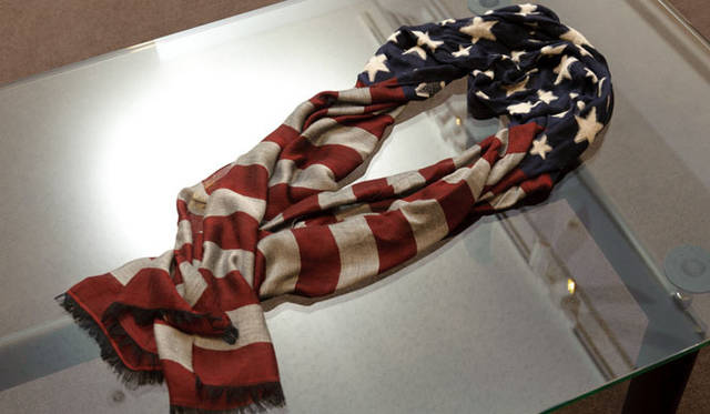 <strong>ESTNATION｜エストネーション</strong>　RODAストール 3万6750円（エストネーション）