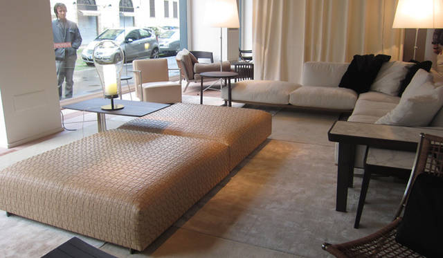 <strong>FLEXFORM│フレックスフォルム</strong>　FLEXFORMミラノ市内ショールーム