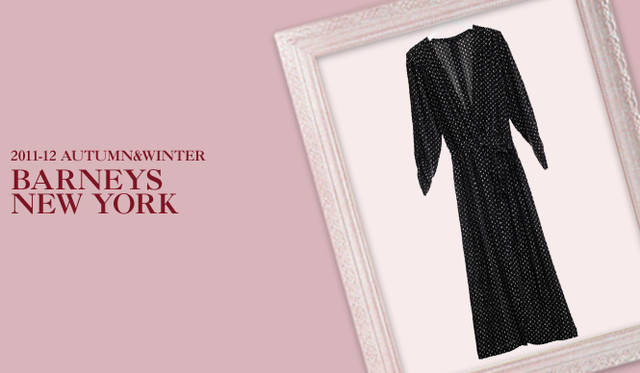 <strong>BARNEYS NEW YORK｜バーニーズ　ニューヨーク</strong>　キーワードは“STYLING LIFE”<br />今季もっとも注目を集める“クラシック”なムードのなかでも、往年の名女優を思わせるエレガンスを湛えたスタイルはトレンドの本命。クラシカルなロング＆リーンのラップドレスは、そんな本命トレンドをひとつで体現したようなアイテムといえそう。　プリントワンピース（ALYCE RITTER）　6万1950円（アリス リッター／バーニーズ　ニューヨーク銀座店　Tel. 03-3289-1200）