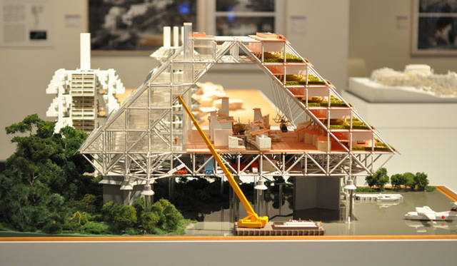 <strong>「メタボリズムの未来都市：戦後日本・今甦る復興の夢とビジョン」展</strong>　「層構造モジュール　菊竹清訓」（1972年）