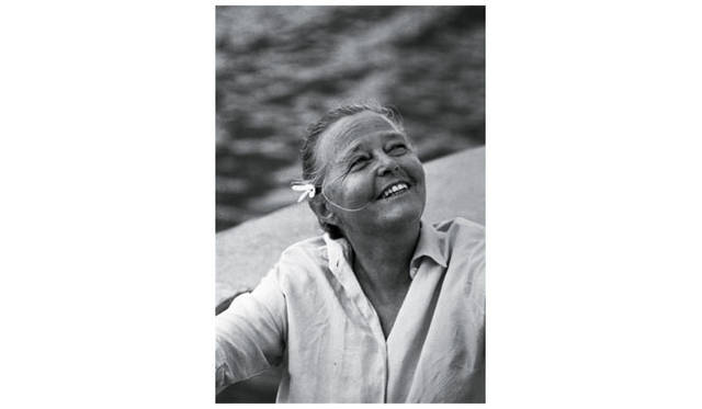 <strong>Cassina ixc.｜カッシーナ・イクスシー</strong>　「シャルロット・ペリアン」新作　シャルロット・ペリアン｜CHARLOTTE PERRIAND