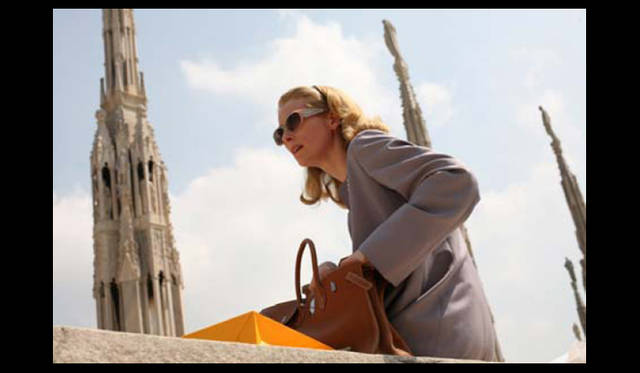 <strong>JIL SANDER｜ジル・サンダー　『ミラノ、愛に生きる』</strong>　（c)2009 First Sun & Mikado Film.  All Rights Reserved