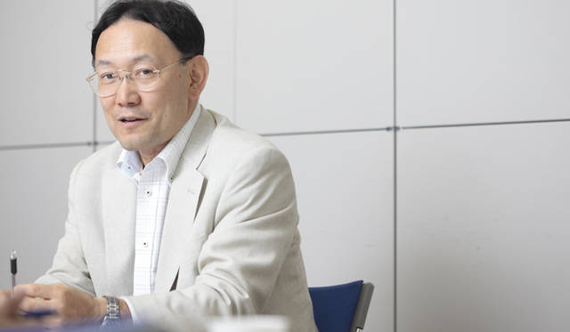 <strong>天然ガスと再生可能エネルギーのベストミックスを</strong>