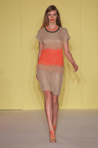 <strong>PAOLA FRANI｜パオラ フラーニ</strong>　2012年春夏コレクション速報