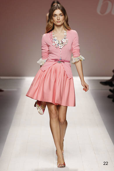 <strong>Blugirl｜ブルーガール</strong>　2012年春夏コレクション速報