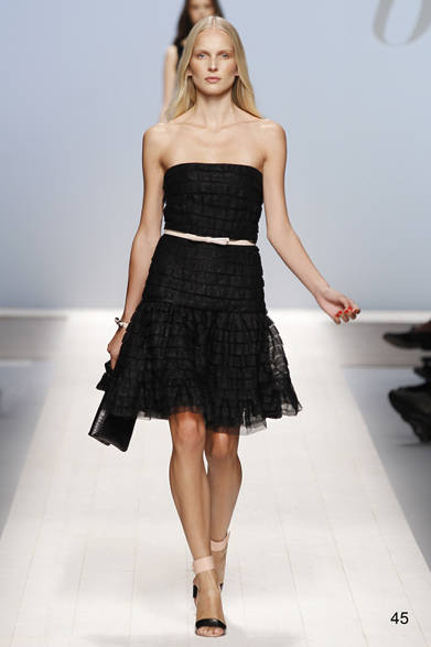 <strong>Blugirl｜ブルーガール</strong>　2012年春夏コレクション速報