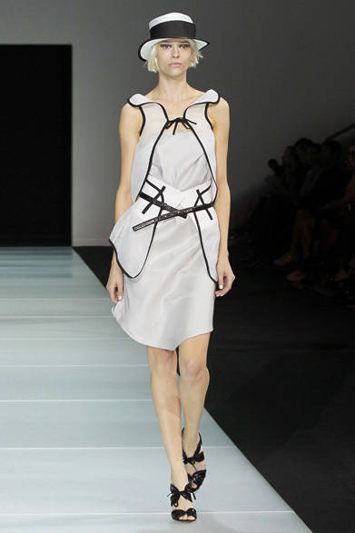 <strong>EMPORIO ARMANI｜エンポリオ アルマーニ</strong>　2012年春夏コレクション速報