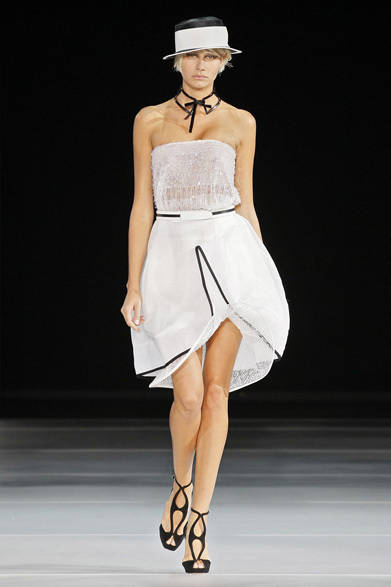 <strong>EMPORIO ARMANI｜エンポリオ アルマーニ</strong>　2012年春夏コレクション速報