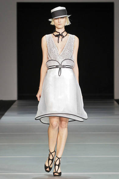 <strong>EMPORIO ARMANI｜エンポリオ アルマーニ</strong>　2012年春夏コレクション速報