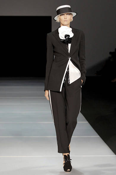 <strong>EMPORIO ARMANI｜エンポリオ アルマーニ</strong>　2012年春夏コレクション速報