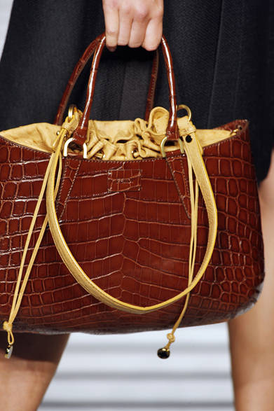 02_01b_fendi <strong>FENDI|フェンディ</strong> 2012年春夏コレクション速報