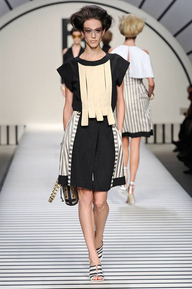 05_03_fendi <strong>FENDI|フェンディ</strong> 2012年春夏コレクション速報