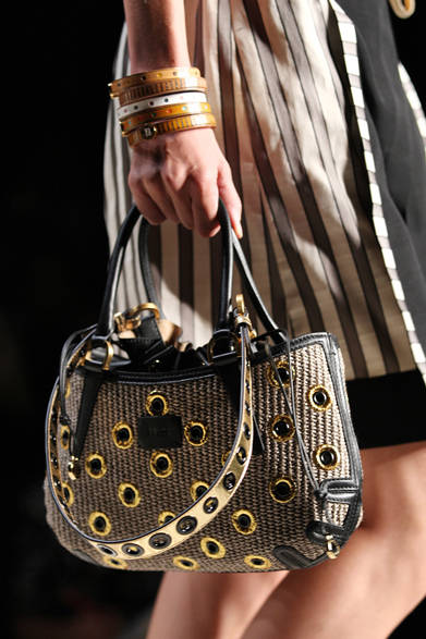 06_03b_fendi <strong>FENDI|フェンディ</strong> 2012年春夏コレクション速報