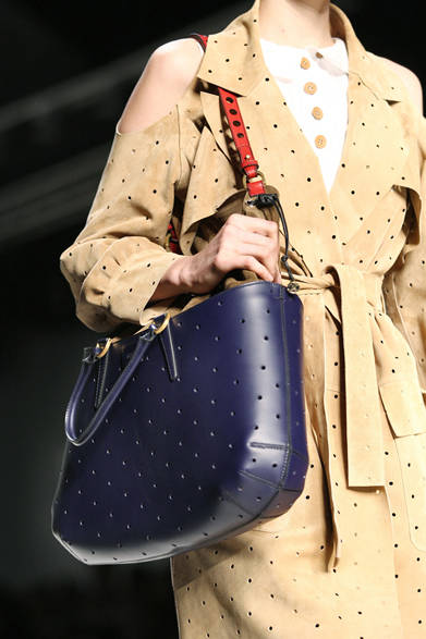 54_27b_fendi <strong>FENDI|フェンディ</strong> 2012年春夏コレクション速報