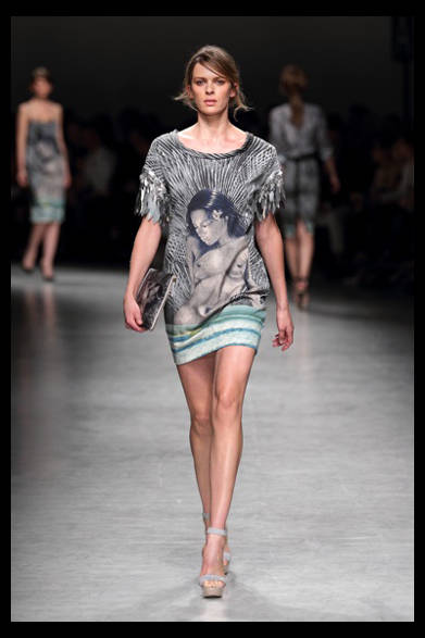 <strong>No21｜ヌメロ ヴェントゥーノ</strong>　2012年春夏コレクション速報