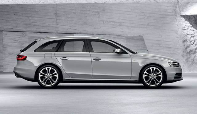 <strong>Audi S4 Avant｜アウディ S4 アバント</strong>