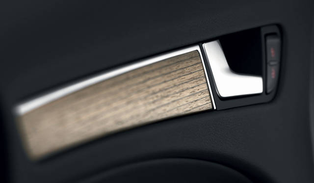 <strong>Audi A4 Allroad quattro｜アウディ A4 オールロード クワトロ</strong>