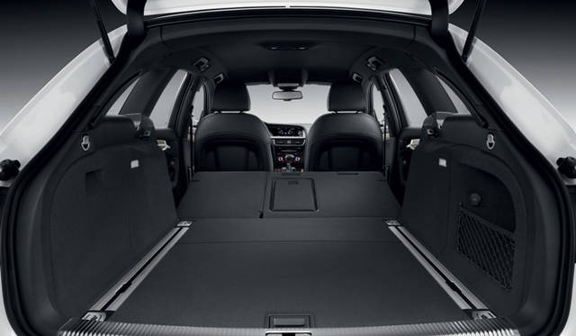 <strong>Audi A4 Allroad quattro｜アウディ A4 オールロード クワトロ</strong>