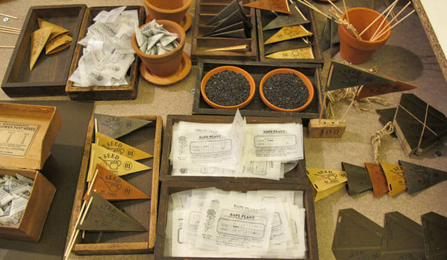<strong>DESIGNTIDE TOKYO 2011｜デザインタイド トーキョー 2011</strong>　「seeds」