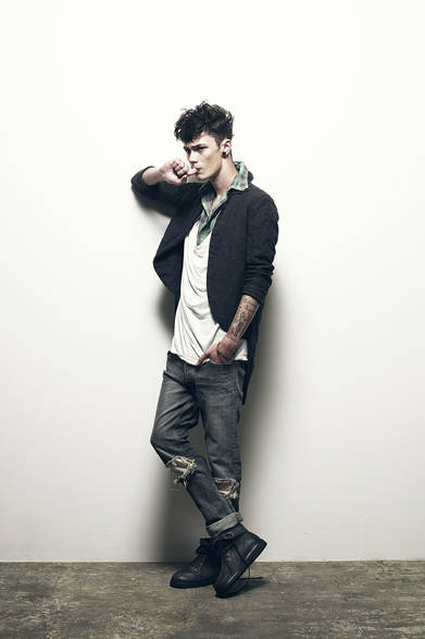 <strong>HOWL｜ハウル</strong>　