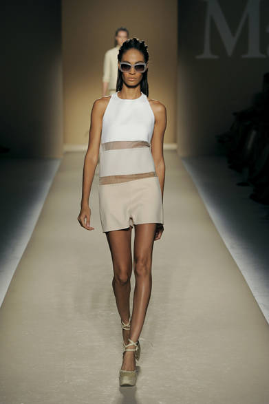 <strong>MaxMara｜マックスマーラ</strong>　2012年春夏コレクション速報