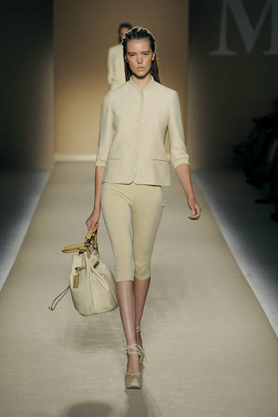 <strong>MaxMara｜マックスマーラ</strong>　2012年春夏コレクション速報