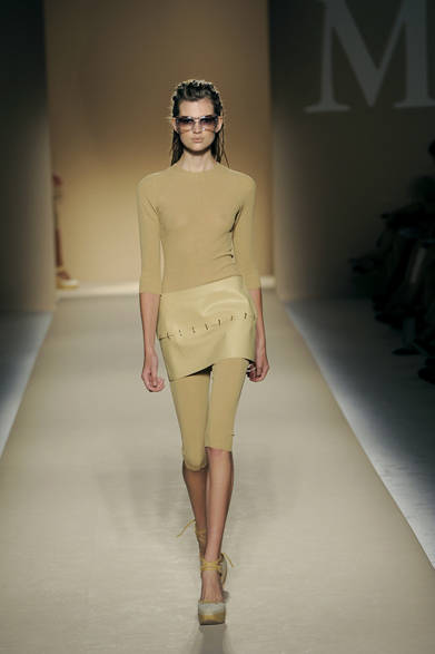 <strong>MaxMara｜マックスマーラ</strong>　2012年春夏コレクション速報