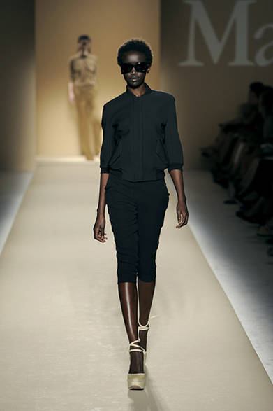 <strong>MaxMara｜マックスマーラ</strong>　2012年春夏コレクション速報