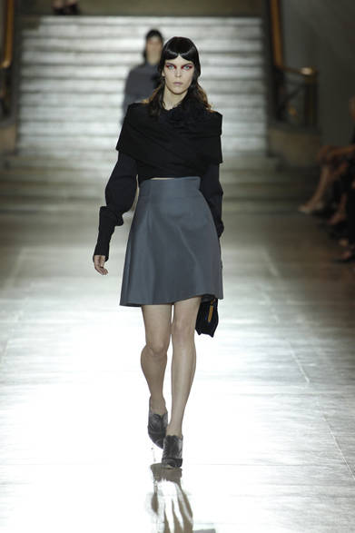 <strong>MIU MIU｜ミュウミュウ</strong>　2012年春夏コレクション速報