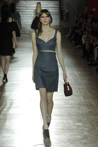 <strong>MIU MIU｜ミュウミュウ</strong>　2012年春夏コレクション速報