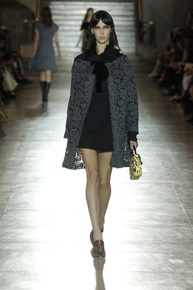 <strong>MIU MIU｜ミュウミュウ</strong>　2012年春夏コレクション速報