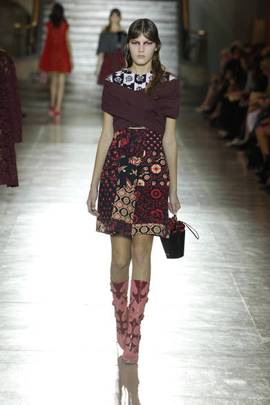 <strong>MIU MIU｜ミュウミュウ</strong>　2012年春夏コレクション速報