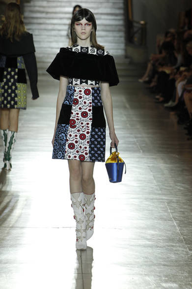 <strong>MIU MIU｜ミュウミュウ</strong>　2012年春夏コレクション速報