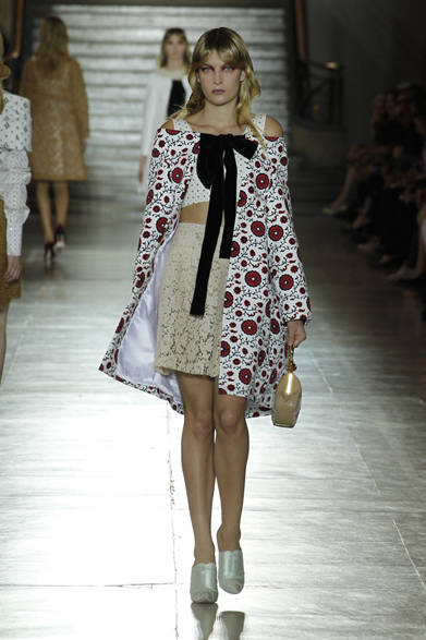 <strong>MIU MIU｜ミュウミュウ</strong>　2012年春夏コレクション速報