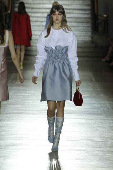 <strong>MIU MIU｜ミュウミュウ</strong>　2012年春夏コレクション速報