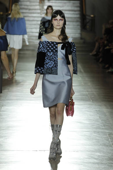 <strong>MIU MIU｜ミュウミュウ</strong>　2012年春夏コレクション速報