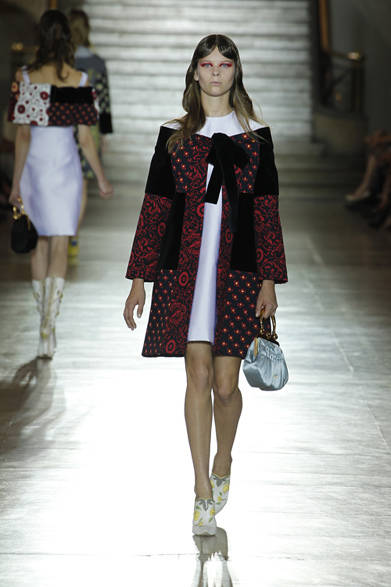 <strong>MIU MIU｜ミュウミュウ</strong>　2012年春夏コレクション速報