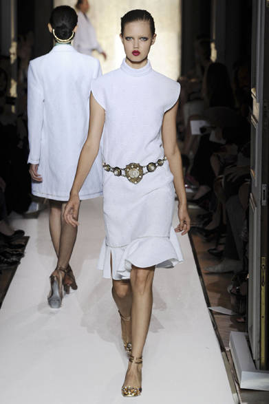 <strong>YVES SAINT LAURENT｜イヴ・サンローラン</strong>　2012春夏コレクション速報