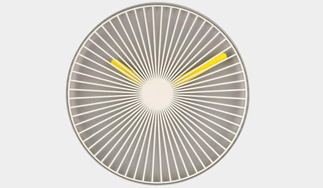 <strong>ALESSI｜アレッシィ</strong>　「ALESSI/ECAL」プロジェクト　壁掛け時計「Volta」　Laure Gremion（ECAL）