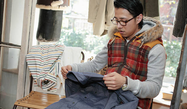 <strong>Nigel Cabourn｜ナイジェル・ケーボン　糸から開発した渾身のシャツ「BRITISH OFFICERS SHIRT」先行販売スタート！</strong><br />「そんな「ナイジェル・ケーボン」渾身の新作シャツが11月3日（木）よりナイジェル・ケーボン各店、ショッピングサイト「ルモアズ」にて先行販売を開始！