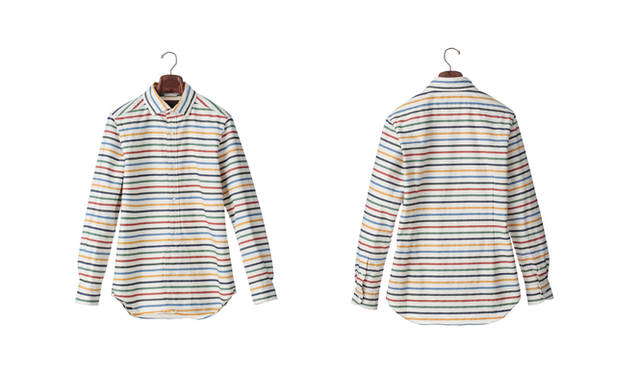 <strong>Nigel Cabourn｜ナイジェル・ケーボン　糸から開発した渾身のシャツ「BRITISH OFFICERS SHIRT」先行販売スタート！</strong><br />「じつはこのシャツは生産に4ヵ月を要します。生地の作り置きはできないんです。というのも、このシャツは表面加工をほどこさないため、織り上がった生地の縮率がロッドによって微妙に異なり、そのため縫製作業をロッドによって適合させていかなければならないからなんです」<br />ブリティッシュ オフィサー シャツ　2万3100円