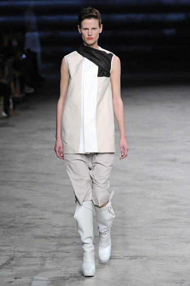 <strong>RICK OWENS｜リック オウエンス</strong>　2012年春夏コレクション速報