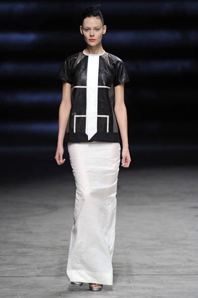 <strong>RICK OWENS｜リック オウエンス</strong>　2012年春夏コレクション速報