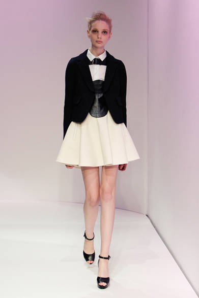<strong>CARVEN｜カルヴェン</strong>　2012年春夏コレクション速報