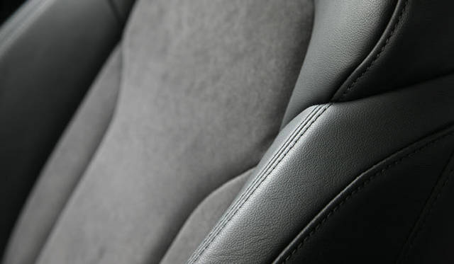 <strong>Audi　Q3｜アウディ Q3</strong>