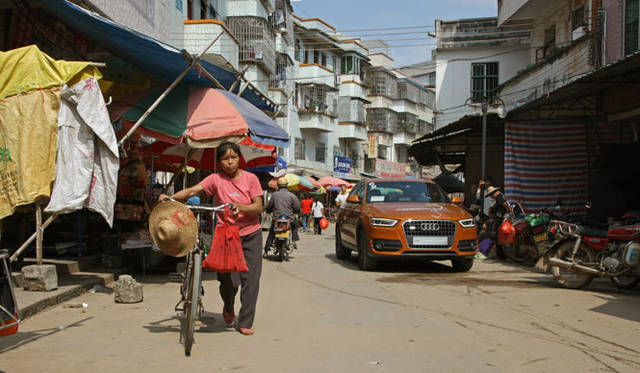 <strong>Audi　Q3｜アウディ Q3</strong>
