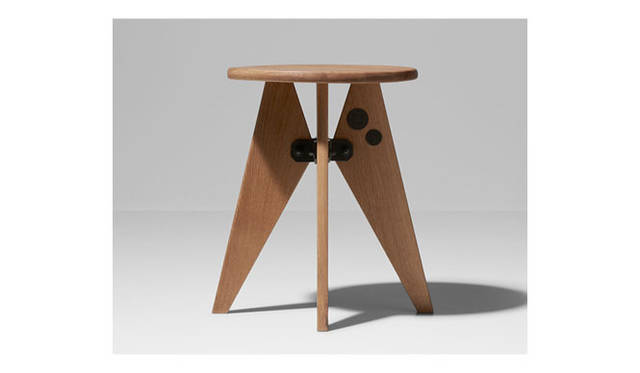 <strong>JEAN PROUVE BY G-STAR RAW FOR VITRA</strong>　「TABOURET SOLVAY 1941」（ø410×H455,Seat ø350mm）12万1800円<br>Jean Prouvé Prouvé RAW Special Edition Photographer:G-Star / Jorma Muijtjens © Vitra