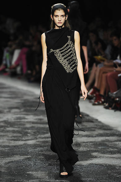 <strong>A.F.VANDEVORST｜A.F.ヴァンデヴォースト</strong>　2012年春夏コレクション速報