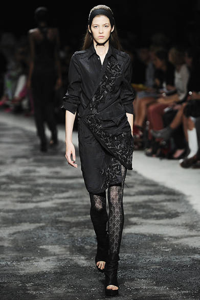 <strong>A.F.VANDEVORST｜A.F.ヴァンデヴォースト</strong>　2012年春夏コレクション速報